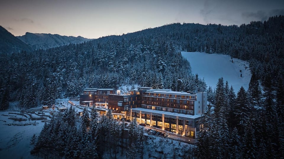 Property building, Winter