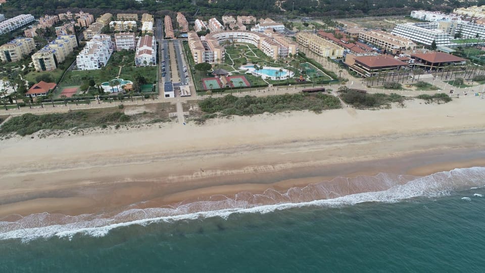 Restaurant/places to eat, Bird's eye view, Beach, Landmark view