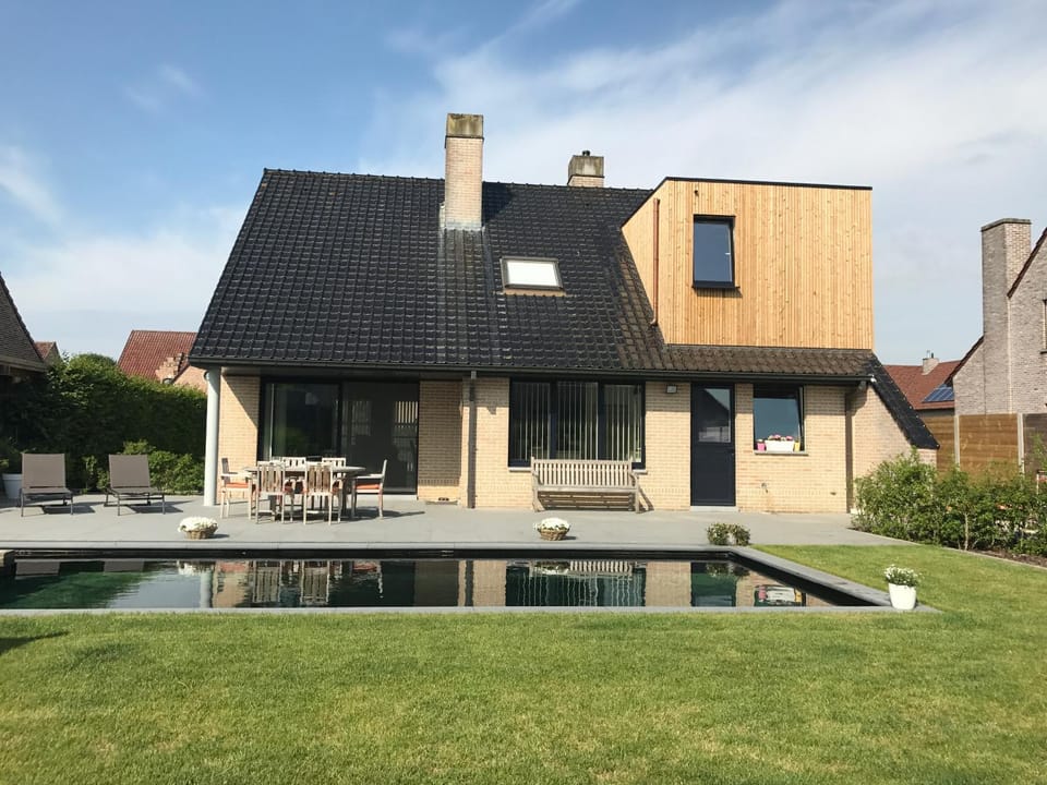 Garden, Swimming pool