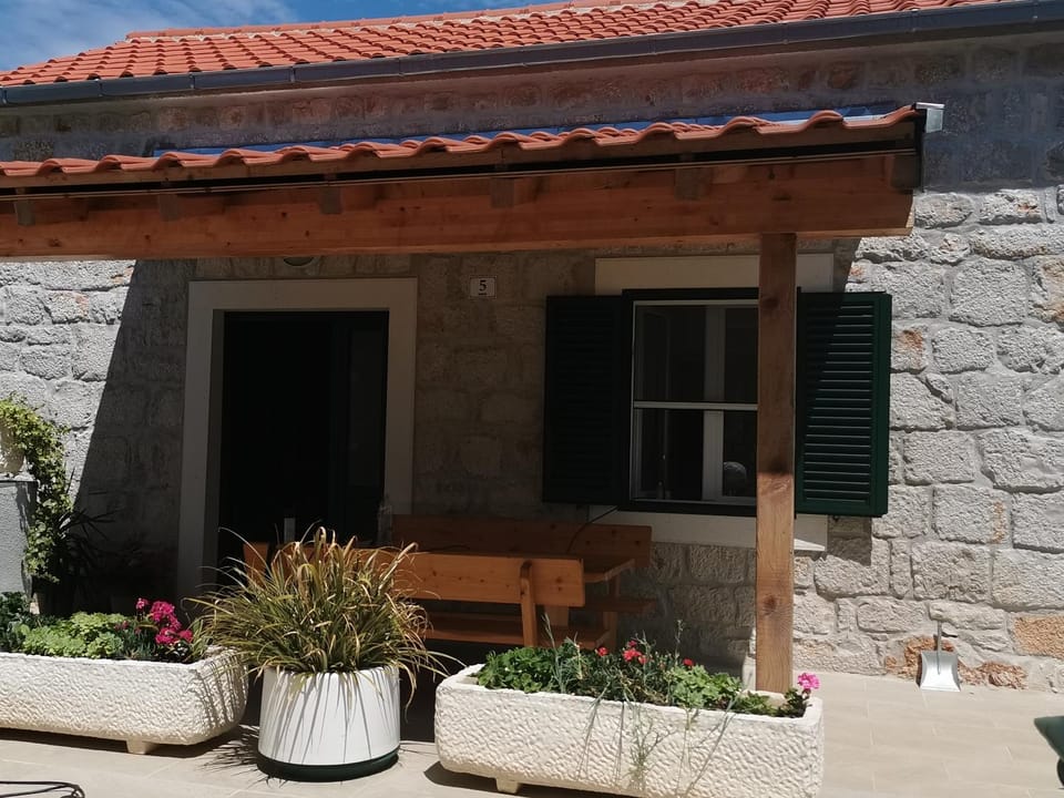 Kuća za odmor Maruška House in Split-Dalmatia County