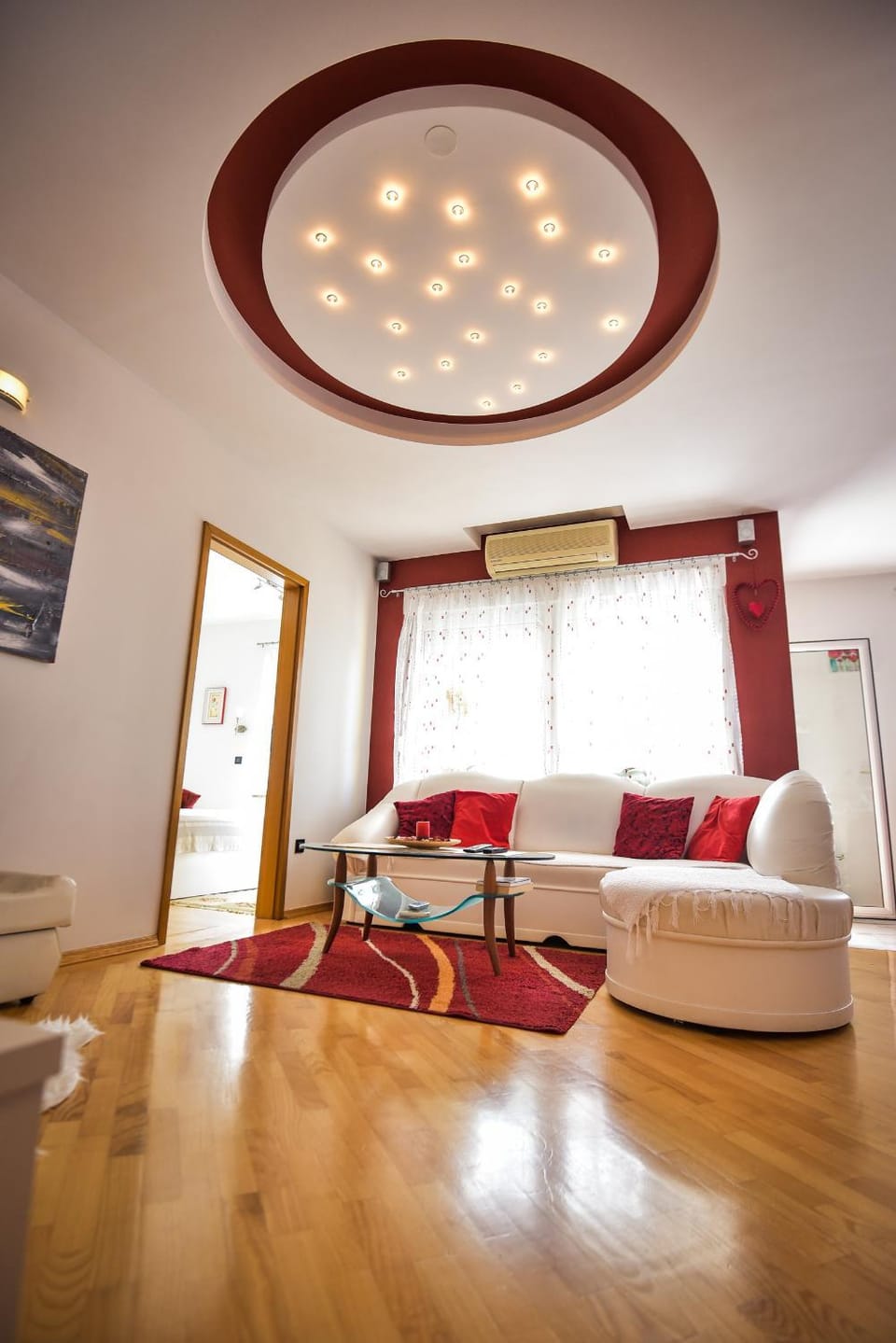 Bed, Living room