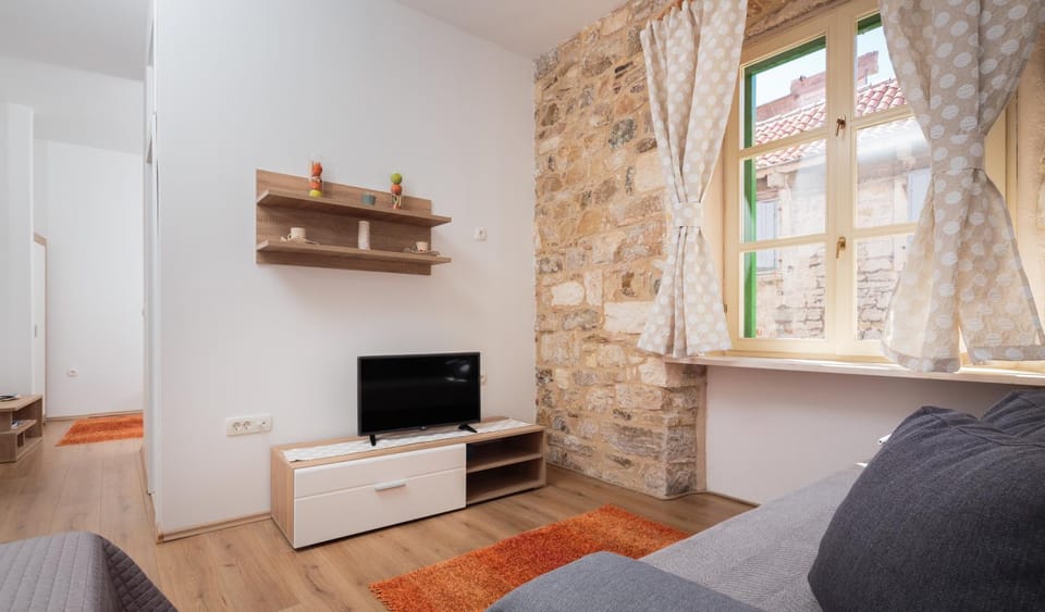 TV and multimedia, Bedroom