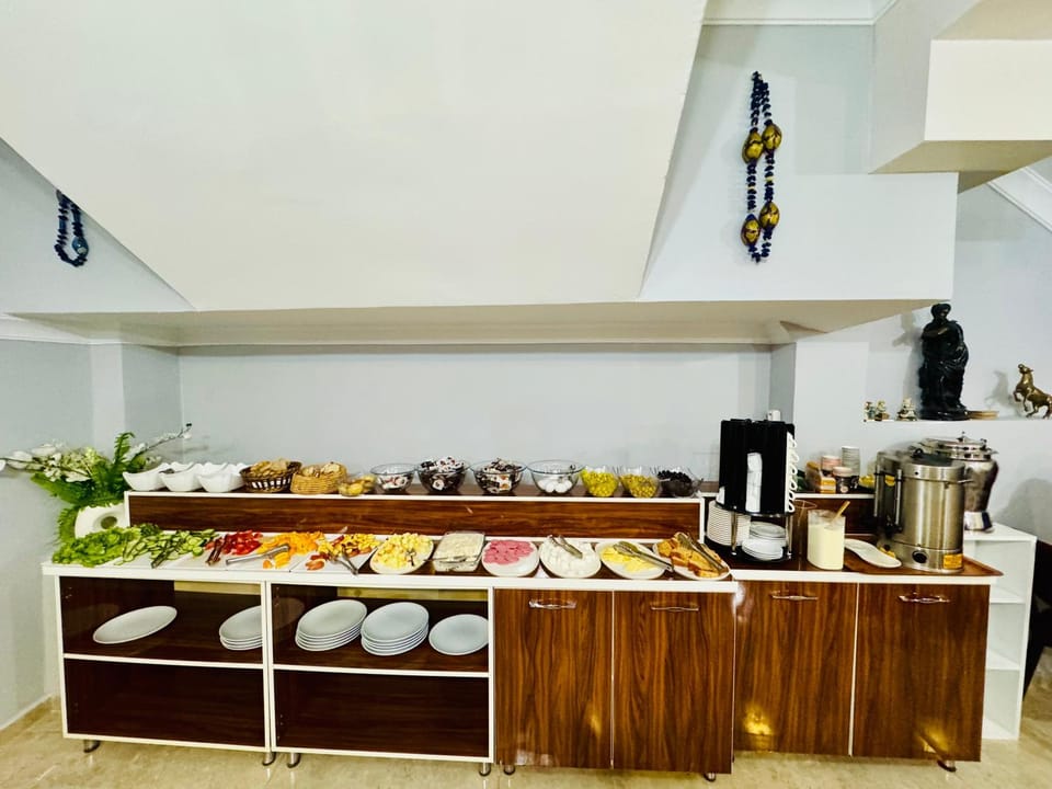 Coffee/tea facilities, Breakfast, Buffet breakfast