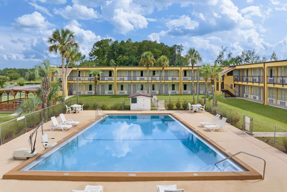 Pool view