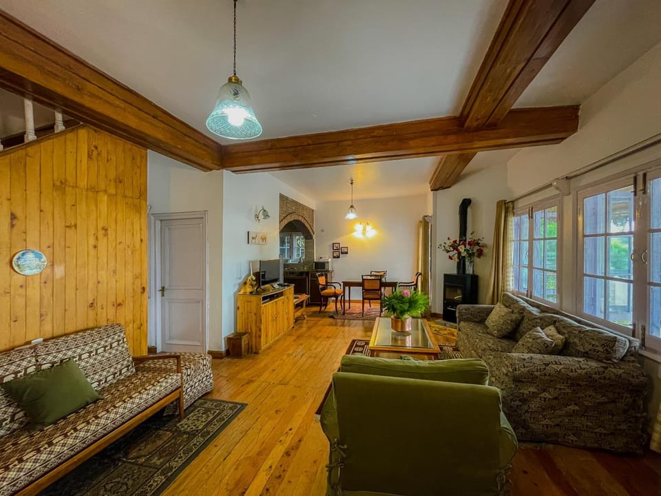 Birdwood Cottages House in Himachal Pradesh