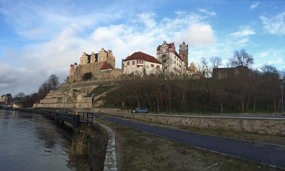 Nearby landmark, Natural landscape