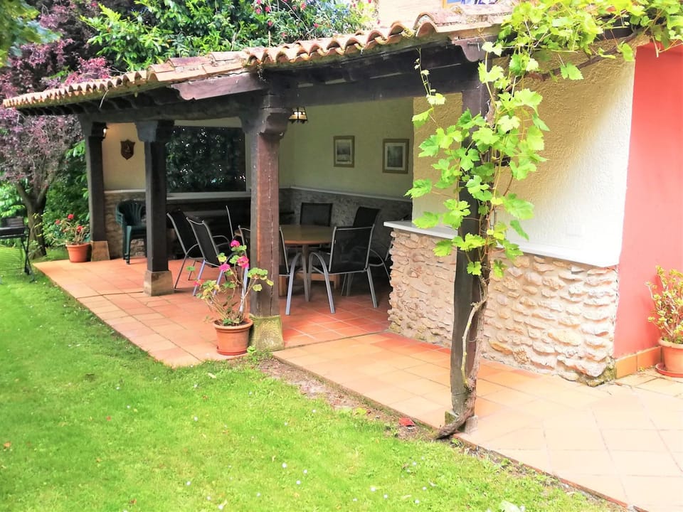 BBQ facilities, Garden, Balcony/Terrace, Other