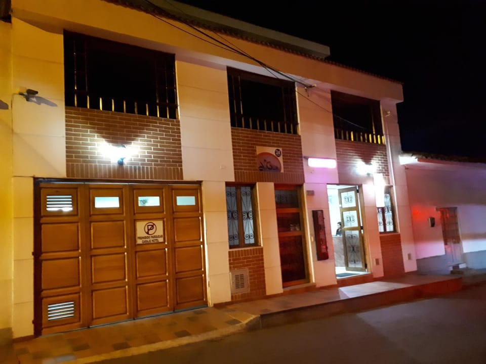 Facade/entrance, Night