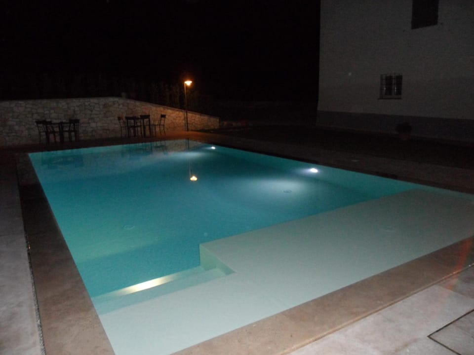 Night, Public Bath