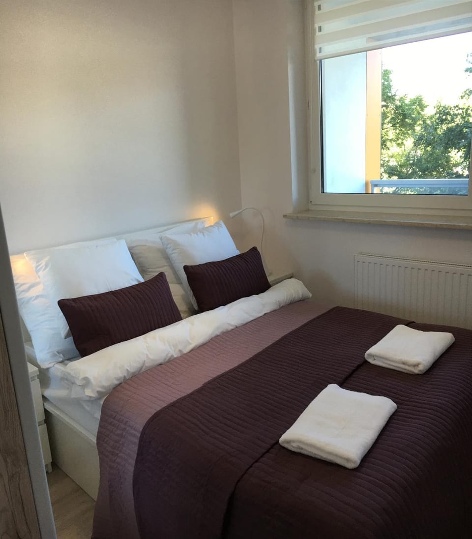 Apartamenty Metro Słodowiec, free parking Żeromskiego 1 CMKP- 5 min Apartment in Warsaw