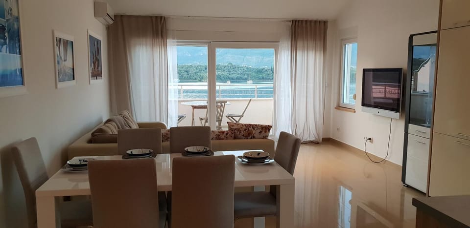 Riverside Villa Apartment in Kotor Municipality