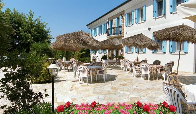 Patio, Day