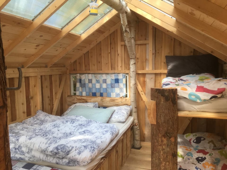 Treehouse B&B Bed and Breakfast in Væggerløse