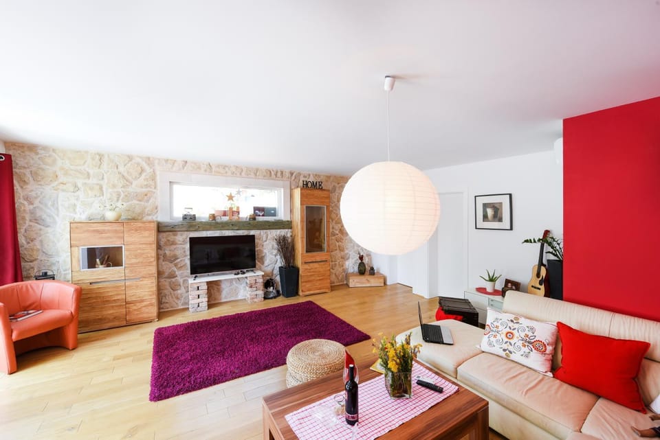 TV and multimedia, Living room, Seating area