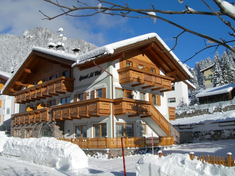 Property building, Winter