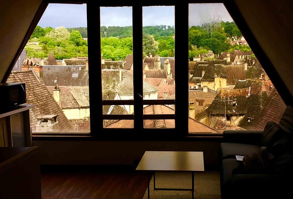 On site, City view, City view