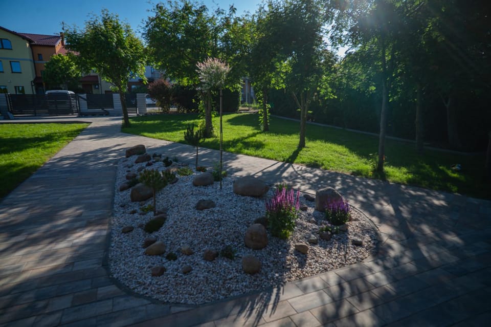 Garden, Garden view