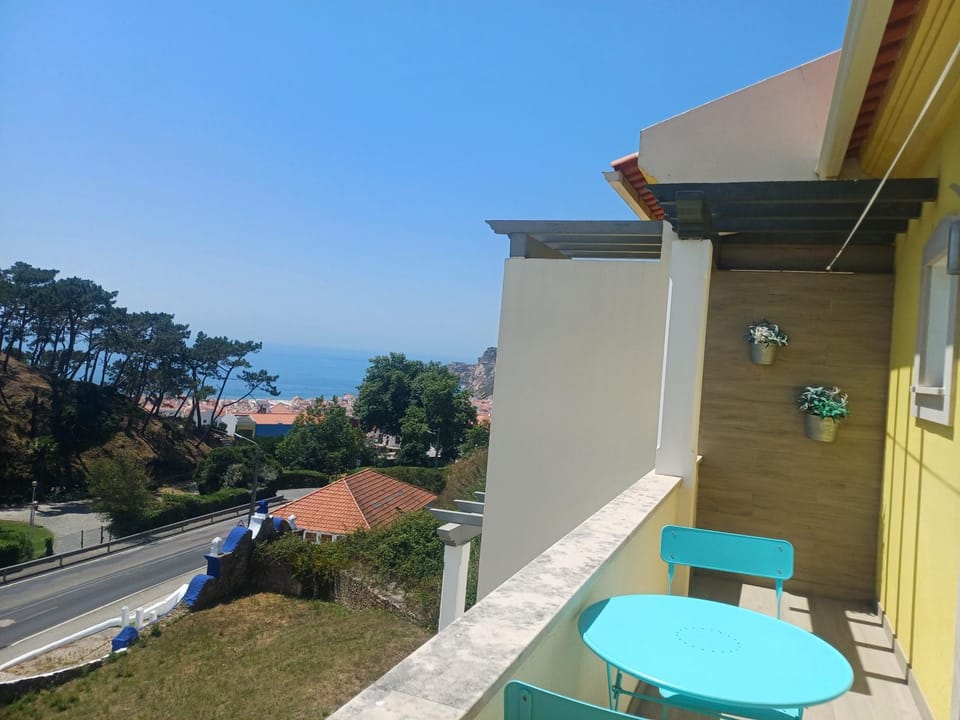 Casa da Pedralva Bed and Breakfast in Nazaré