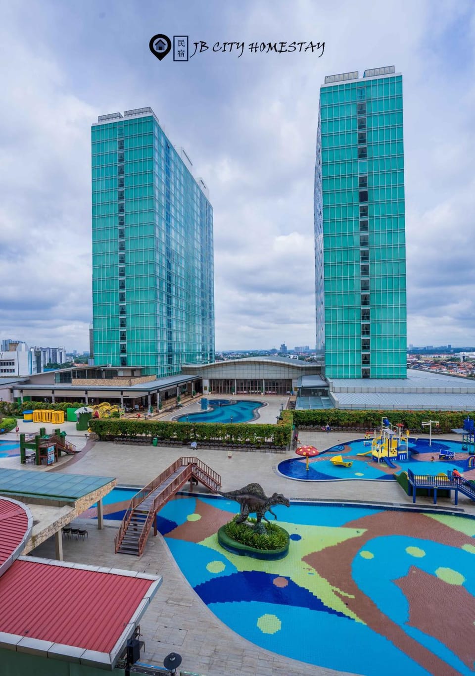 Property building, Pool view, Swimming pool, Swimming pool