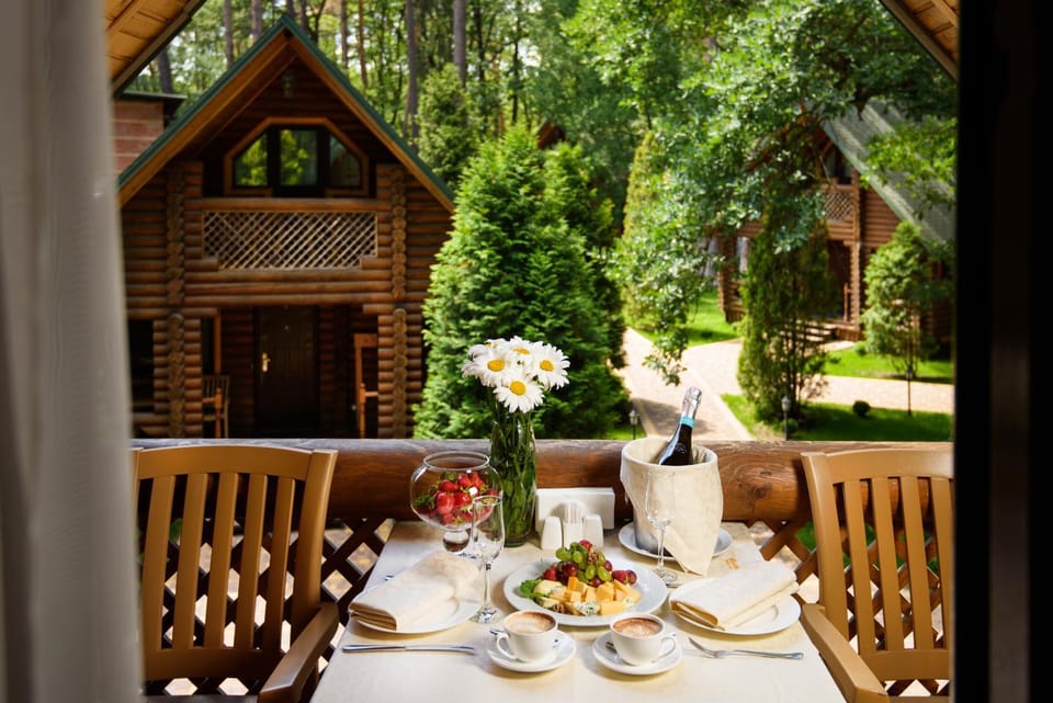 Balcony/Terrace, Food and drinks, Garden view, Breakfast