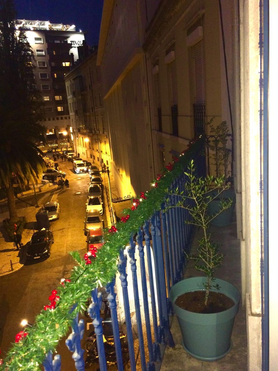 Property building, Off site, Night, Winter, Balcony/Terrace, Balcony/Terrace, On site, Landmark view, Landmark view, Street view, Quiet street view