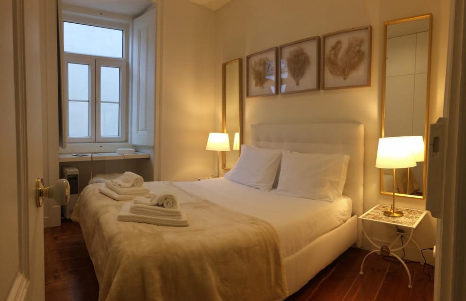 Bed, Winter, Bedroom