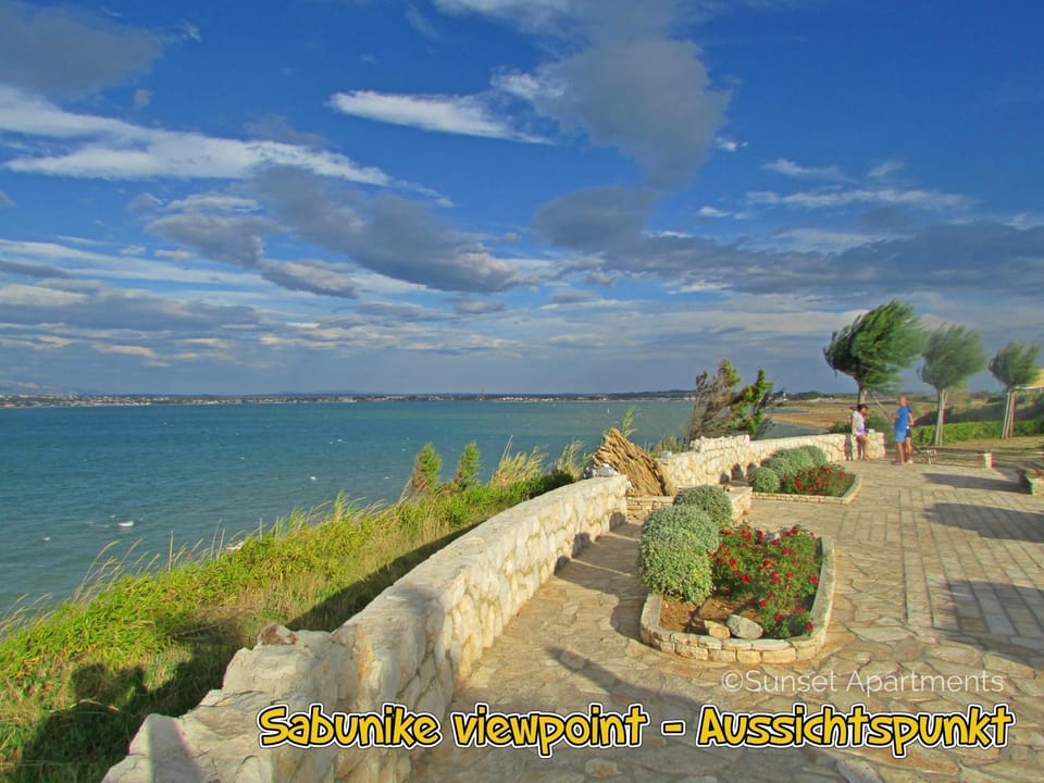 Sunset1, free private parking, pets welcome Apartment in Zadar County