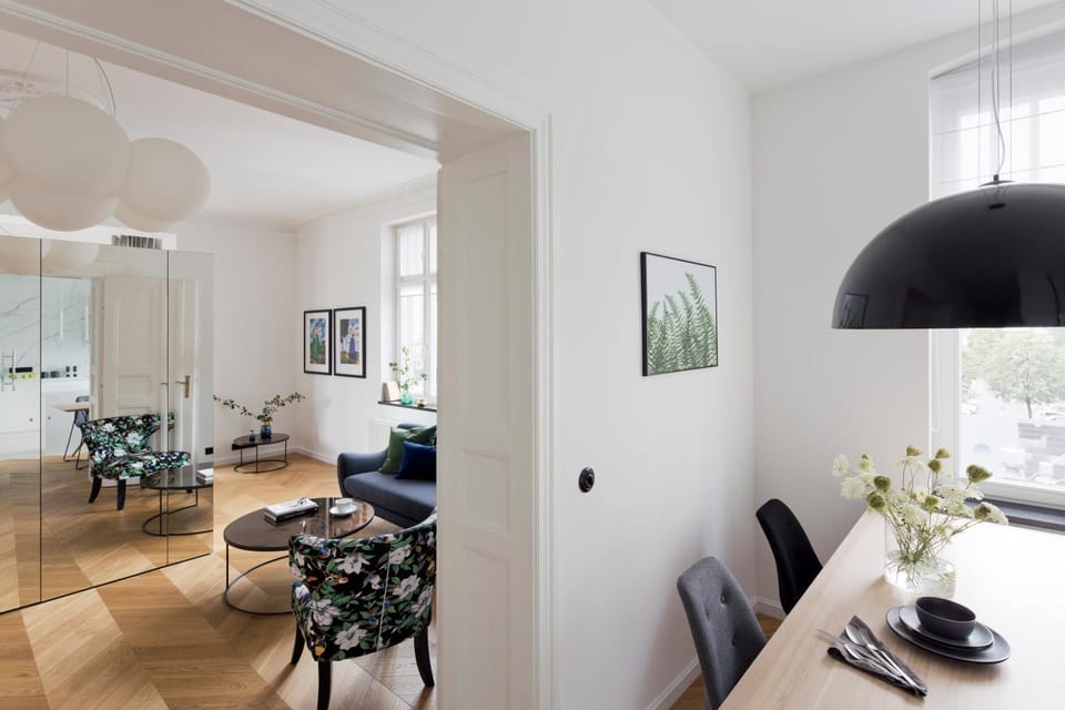 Living room, Dining area