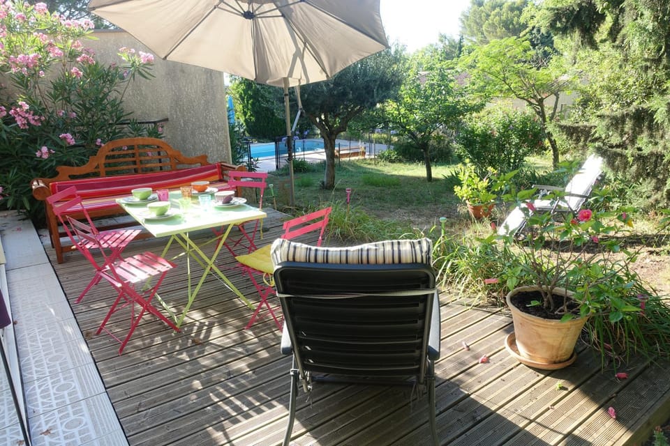 Property building, Garden view