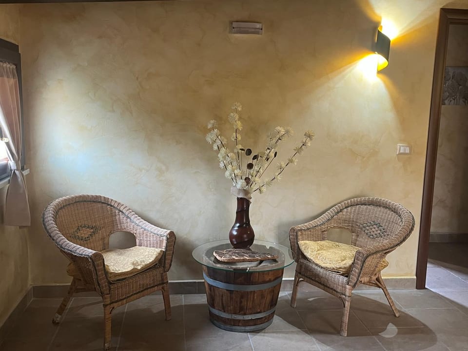 B&B Around the World Bed and Breakfast in Villa San Giovanni
