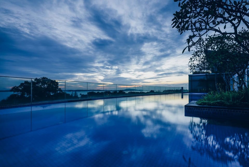 Swimming pool, Swimming pool