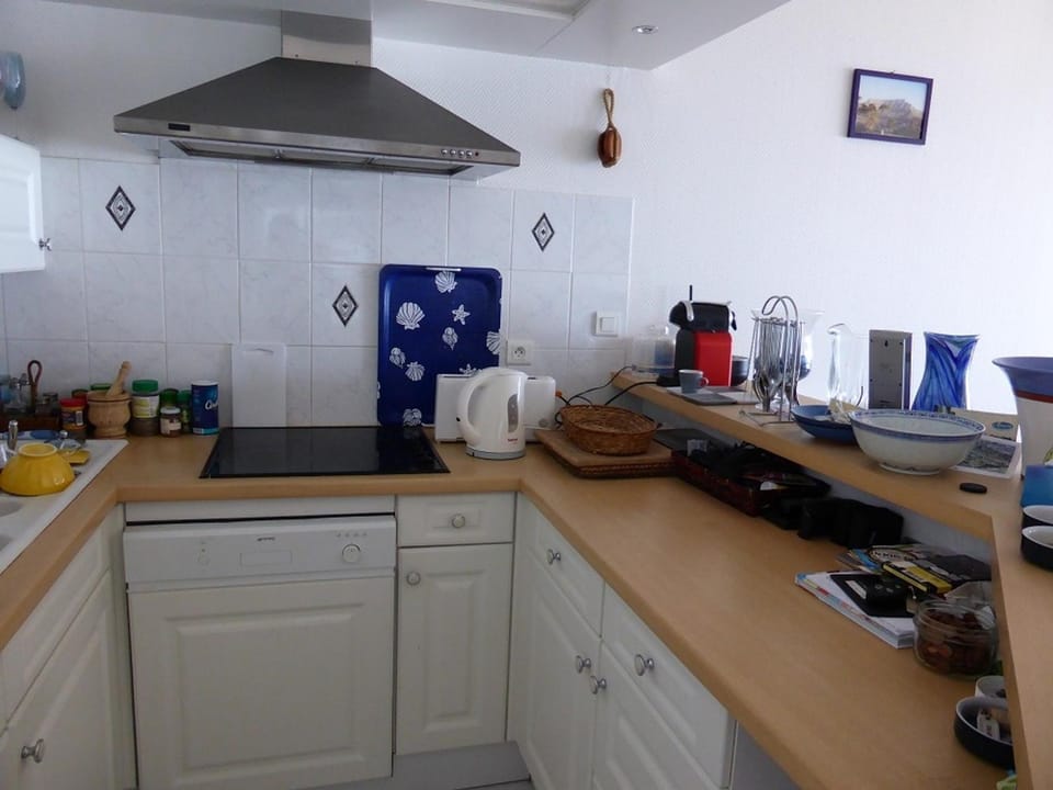 Appartement T3 face mer avec parking aux Sables d'Olonne, 5 couchages - FR-1-325-55 Apartment in Château-d'Olonne