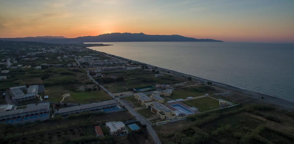 Natural landscape, Beach, On site, Swimming pool, Swimming pool