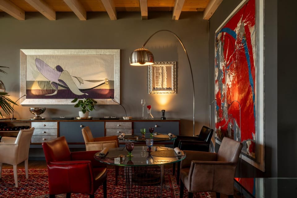 Decorative detail, Internal: Not applicable to any particular room