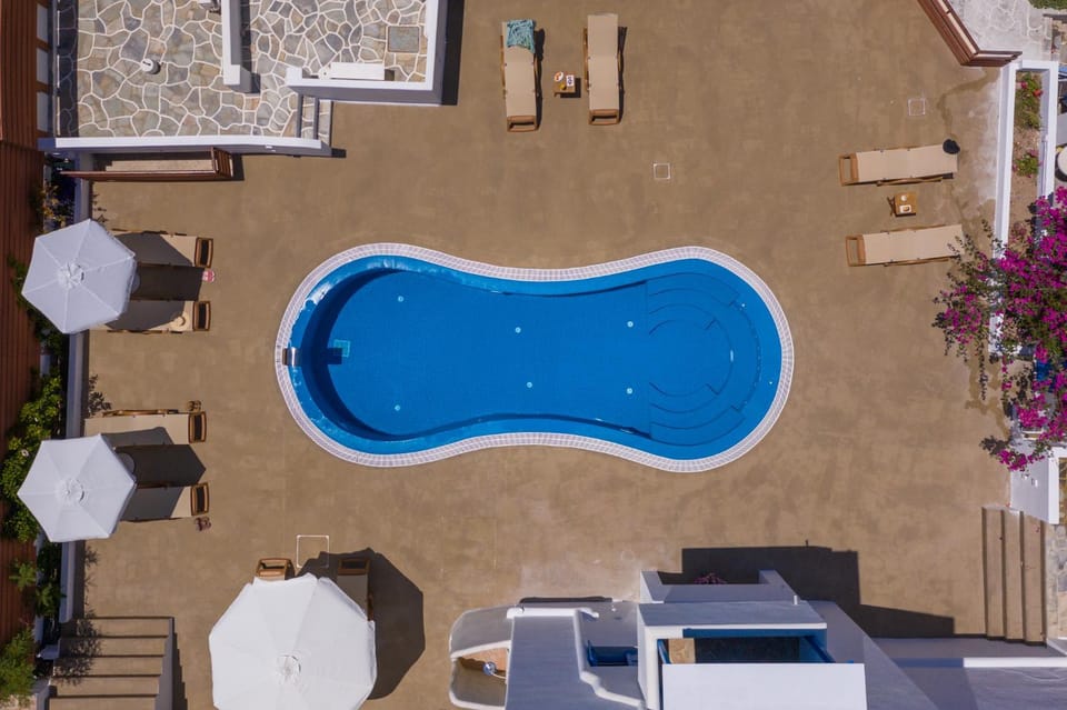 Bird's eye view, Swimming pool