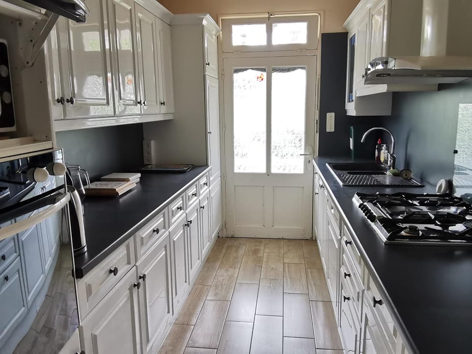 Maison 3 chambres, 150 m de la plage, 4/6 pers, WI-FI, terrasse, parking, proche commerces, La Tranche sur Mer - FR-1-194-370 House in La Tranche-sur-Mer