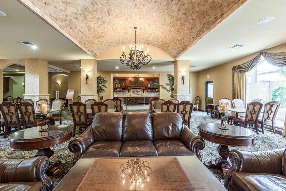 Lobby or reception, On site