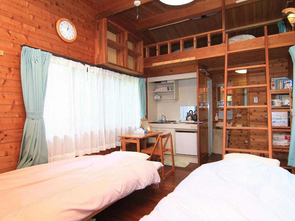 Kitchen or kitchenette, Photo of the whole room, Dining area, Bedroom, Area and facilities