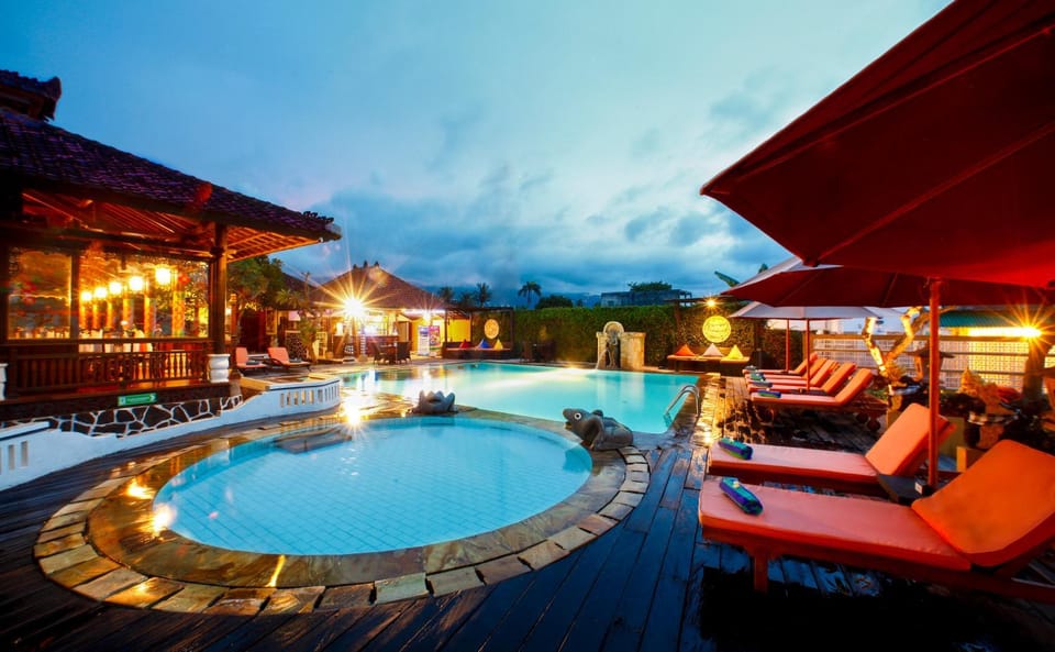 Swimming pool