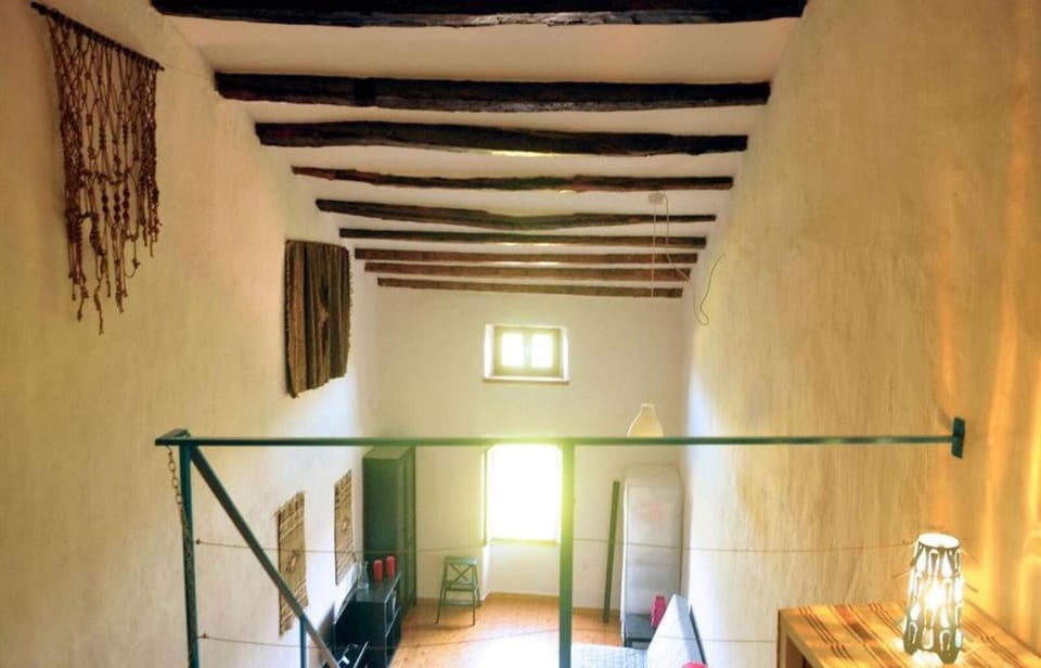 Ruine-Motovun DH House in Istria County
