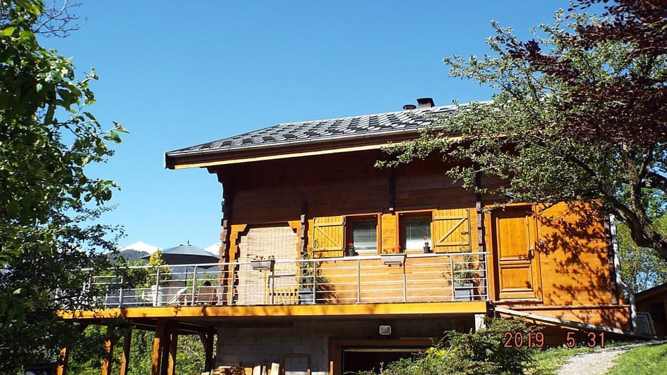 Chambre d'Hôtes Barnabas Bed and Breakfast in Auvergne-Rhône-Alpes