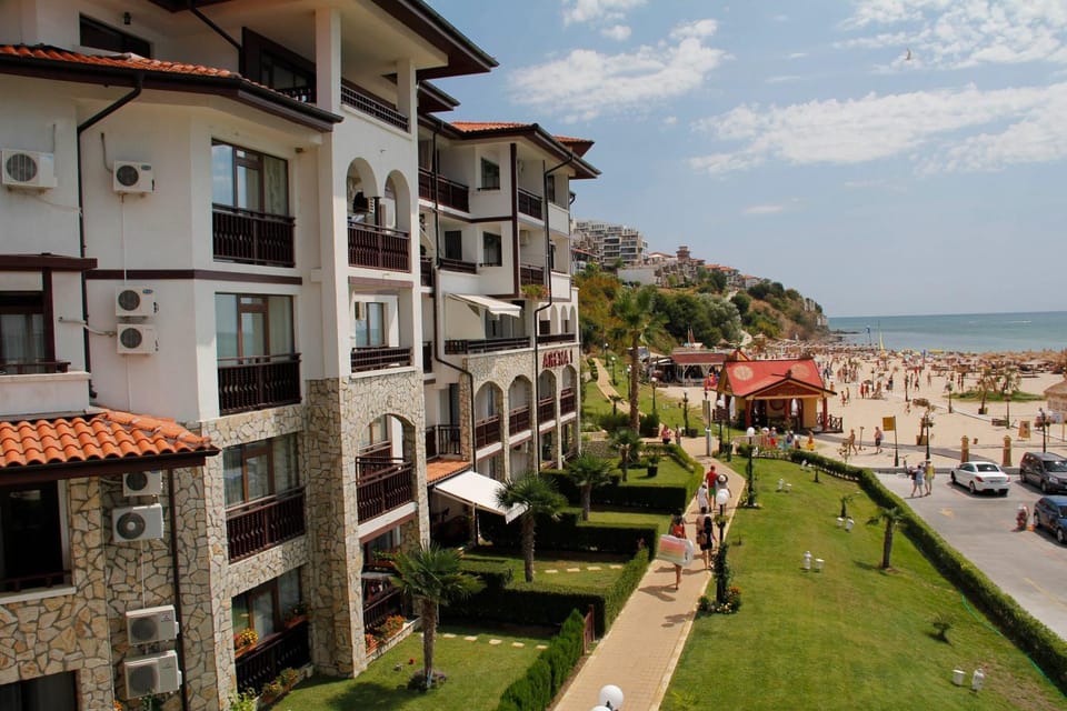 Garden, Lounge or bar, Beach, Garden view, Sea view