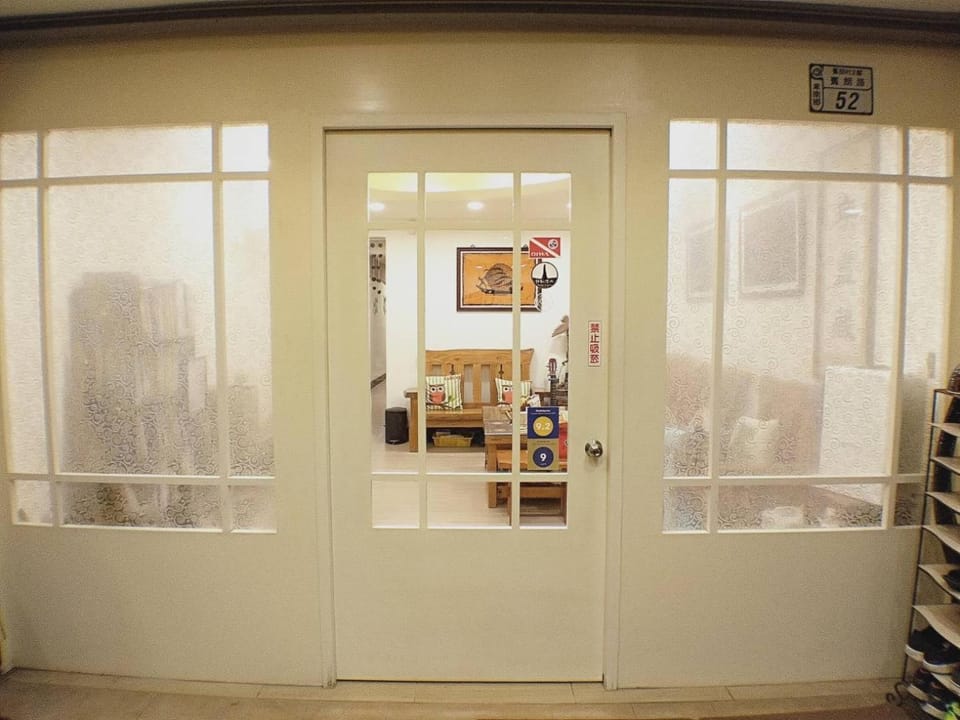 Facade/entrance, Living room