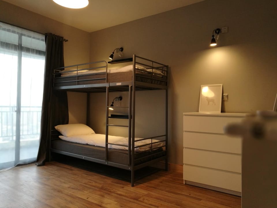 bunk bed