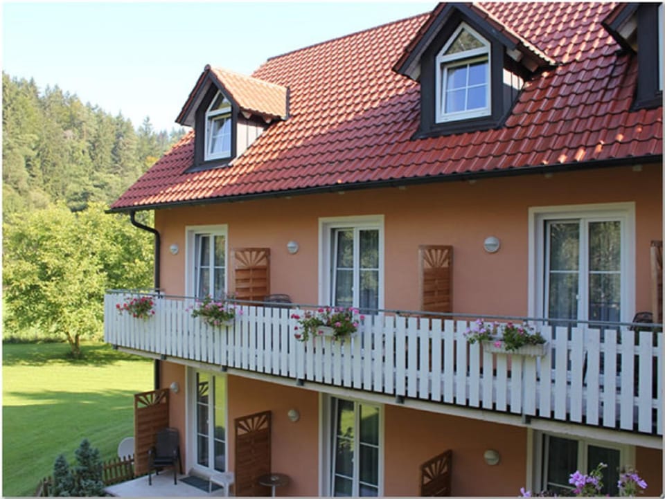 Patio, Facade/entrance, Balcony/Terrace