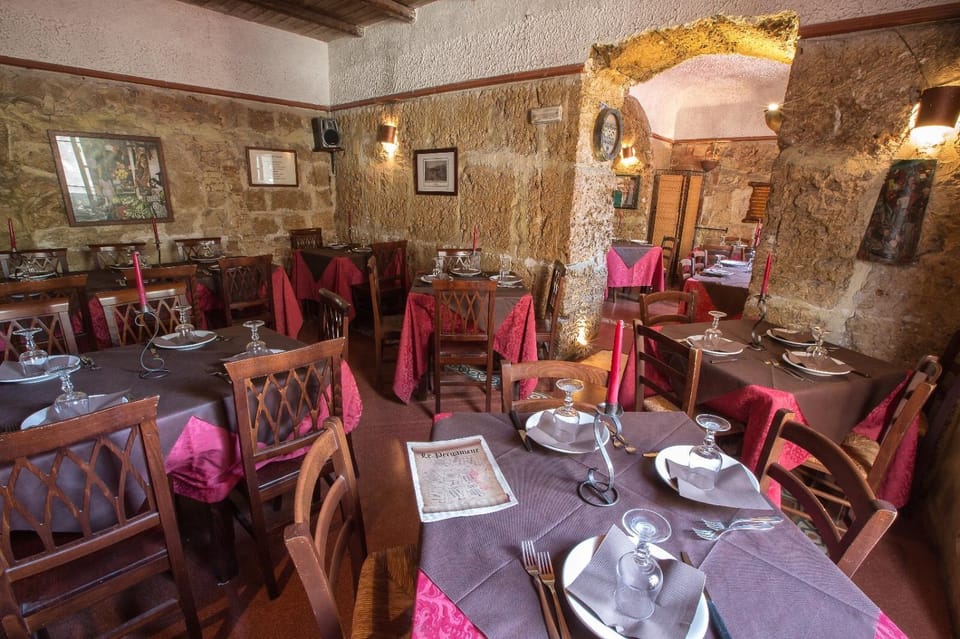 Restaurant/places to eat