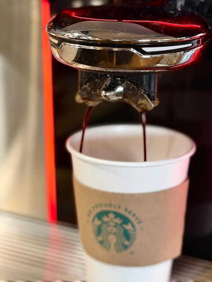 Coffee/tea facilities, Lounge or bar