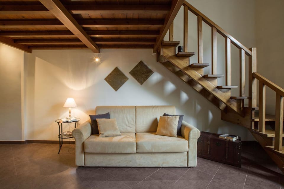 Bed, Living room