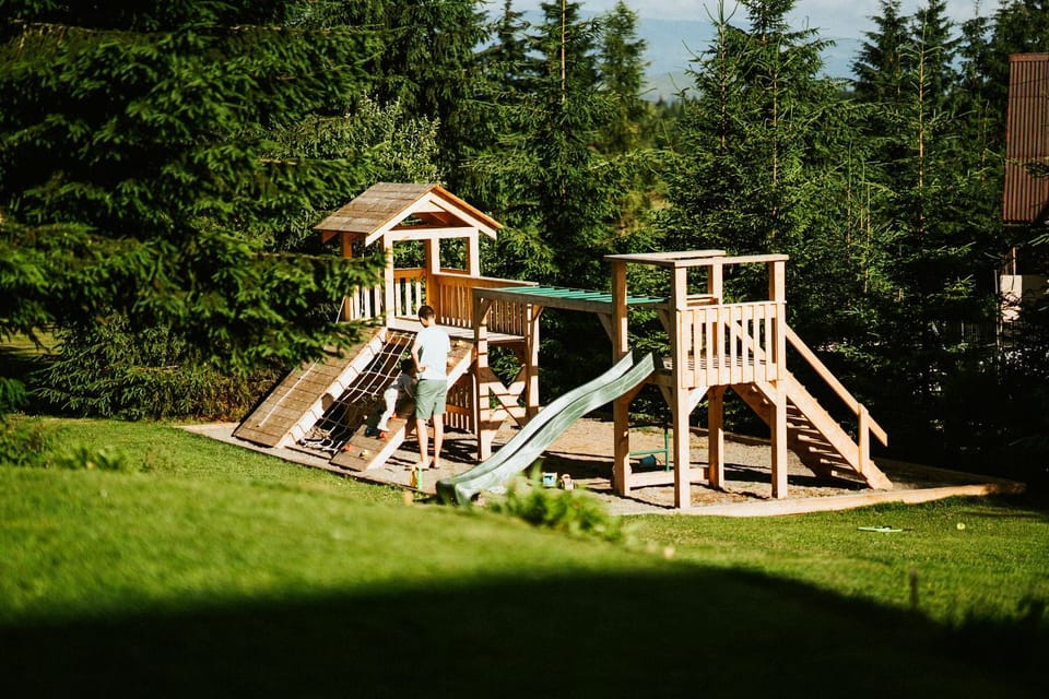 Pensiunea Colt de Rai Bed and Breakfast in Cluj County