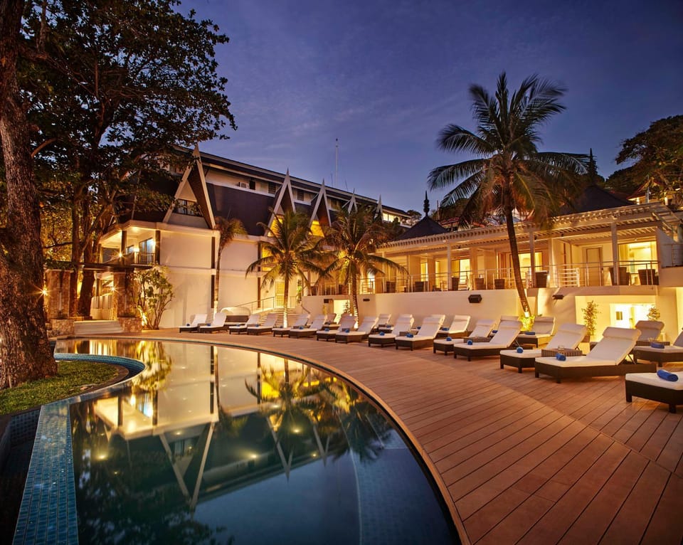 Property building, Swimming pool, Swimming pool